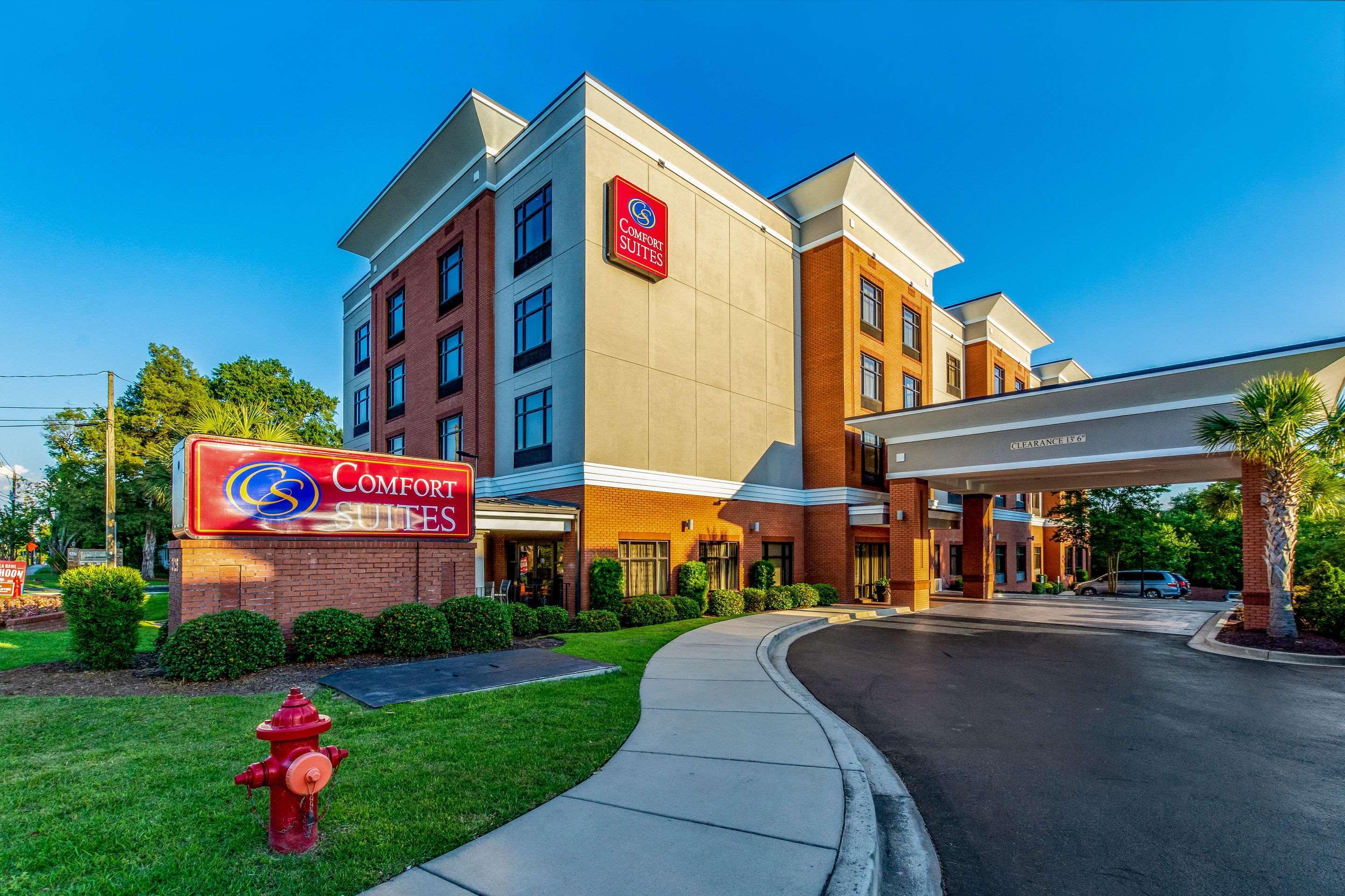 Holiday Inn Express & Suites Lexington, An Ihg Hotel Exterior foto